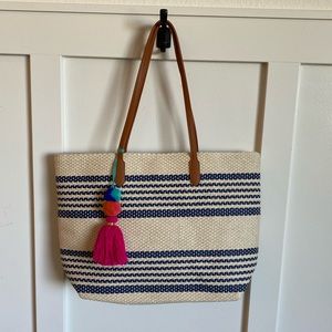 Old Navy straw tote bag